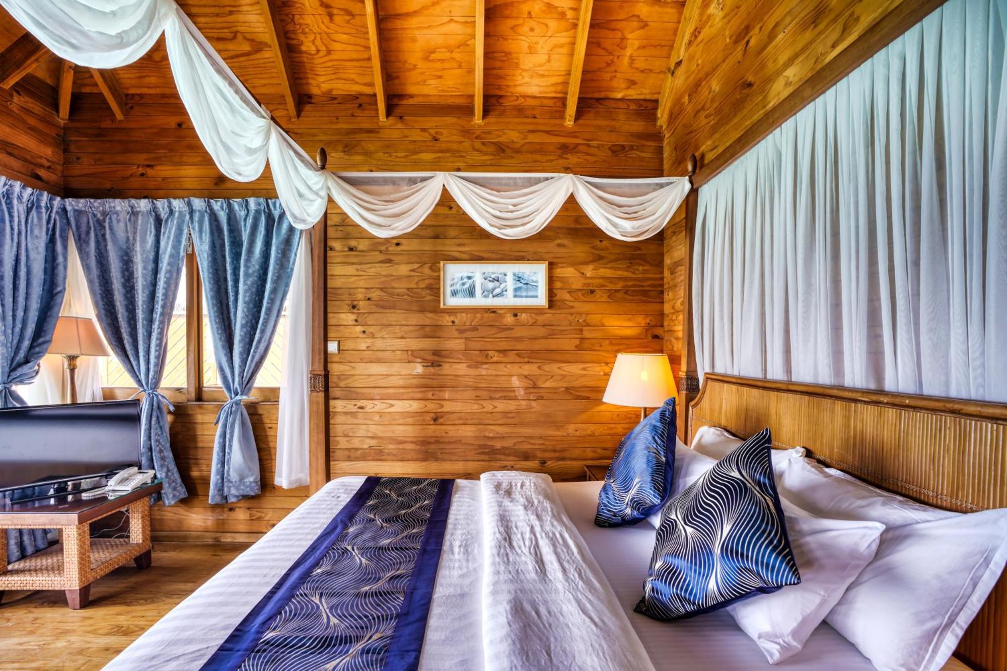 Fihalhohi Maldives Hotel Guraidhoo  Exterior foto